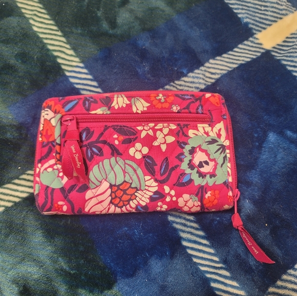 Vera Bradley Turlock Wallet Bloom Berry - Picture 2 of 4